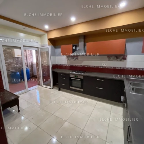 Location Appartement F4 Oran Bir el djir