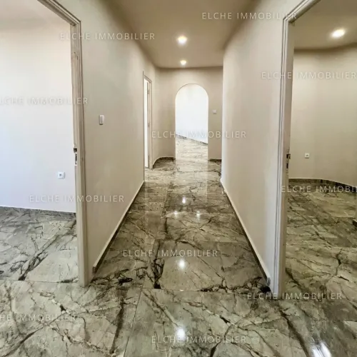 Location Appartement F4 Oran Oran