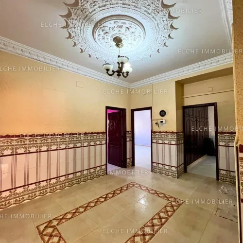 Location Appartement Niveau de villa F5 Oran Bir el djir