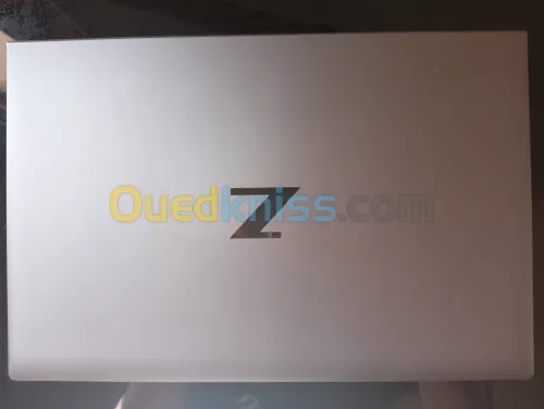 HP Zbook Firefly 14 G8 workstation