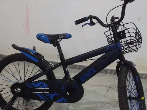 Vélo BMX 20 pouces 