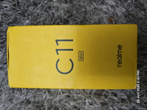 realme C11