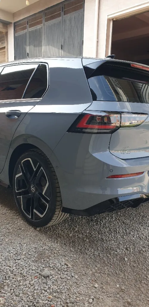 Volkswagen Golf 8 2025 R-Line