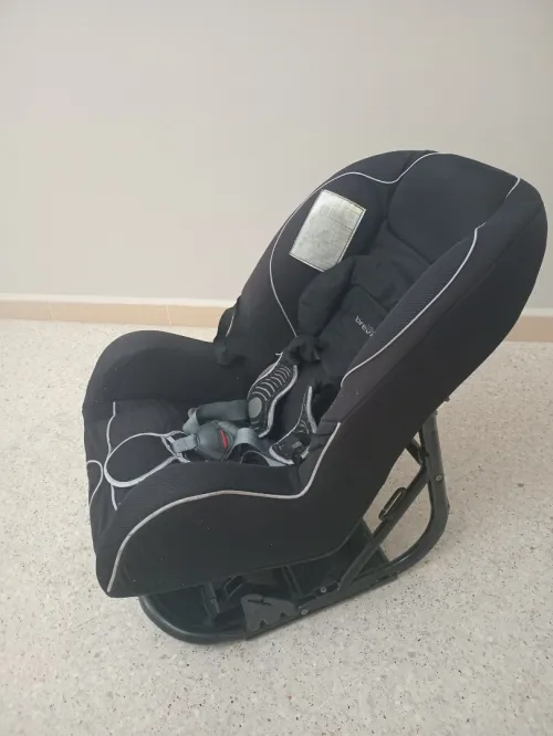 Siège bébé BREVI jusqu'à 18 kg - 4 ans env.