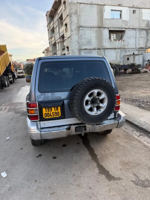 Mitsubishi Pajero Court 1999 Pajero Court