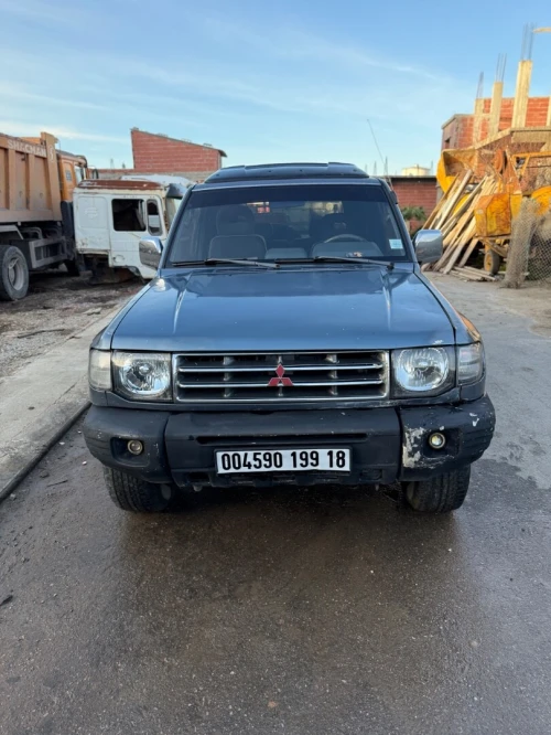 Mitsubishi Pajero Court 1999 Pajero Court