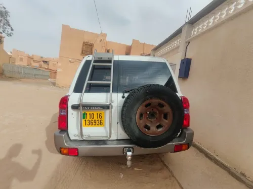 Nissan Patrol Long 2010 4800 VTC