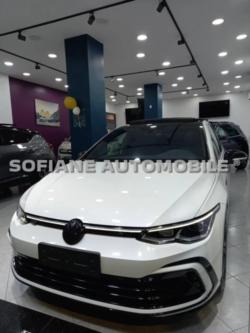 Volkswagen Golf 8 2023 𝐑-𝐋𝐈𝐍𝐄- Edition 𝗕𝗟𝗔𝗖𝗞 ✪ KeyLess - Chargeur Téléphone sans fil ✪