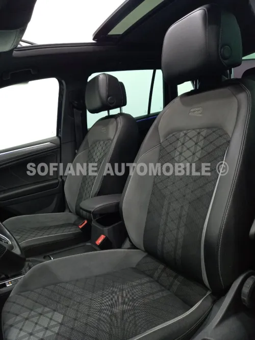 Volkswagen Tiguan 2021 R-LINE ✪ 𝑭𝑼𝑳𝑳 𝑶𝑷𝑻𝑰𝑶𝑵𝑺 - 𝑴𝒂𝒍𝒍𝒆 𝒆𝒍𝒆𝒄𝒕𝒓𝒊𝒒𝒖𝒆 + 𝑺𝒐𝒏𝒐𝒓𝒊𝒔𝒂𝒕𝒊𝒐𝒏 𝑯𝒂𝒓𝒎𝒂𝒏/𝑲𝒂𝒓𝒅𝒐𝒏 ✪