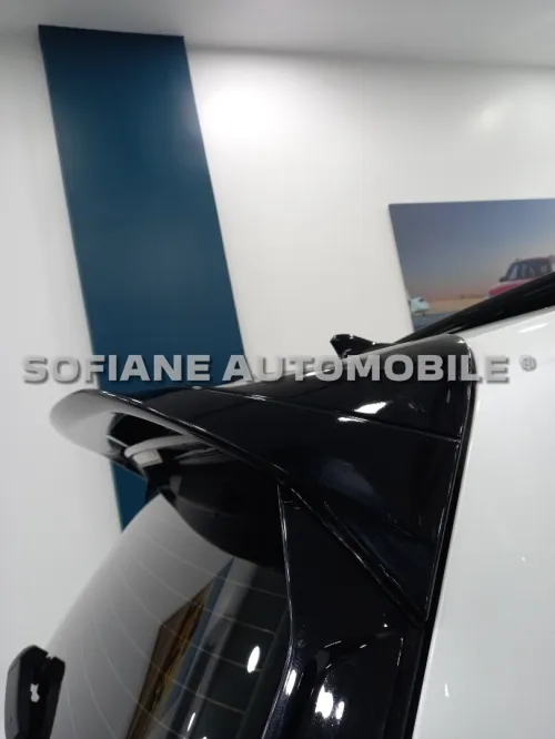 Volkswagen Golf 8 2023 𝐑-𝐋𝐈𝐍𝐄- Edition 𝗕𝗟𝗔𝗖𝗞 ✪ KeyLess - Chargeur Téléphone sans fil ✪