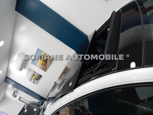 Volkswagen Golf 8 2023 𝐑-𝐋𝐈𝐍𝐄- Edition 𝗕𝗟𝗔𝗖𝗞 ✪ KeyLess - Chargeur Téléphone sans fil ✪
