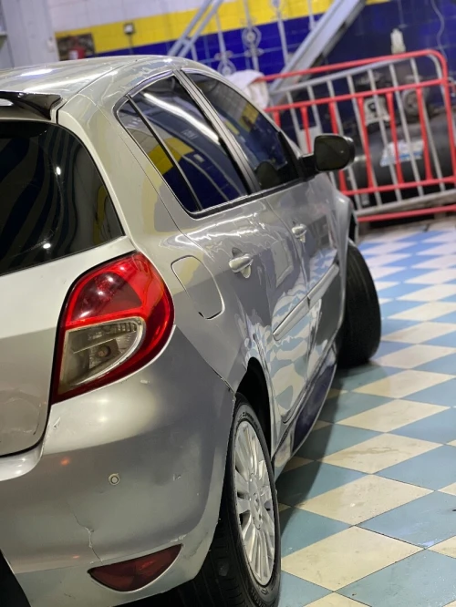 Renault Clio 3 2012 Night and Day