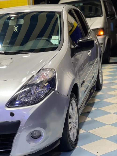 Renault Clio 3 2012 Night and Day