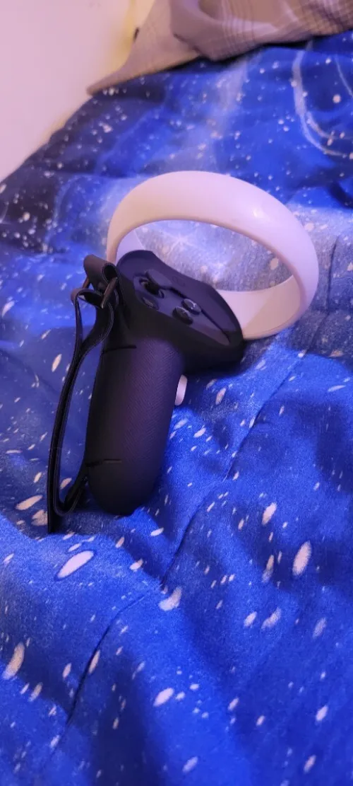 Meta Quest 2 Vr + Special Accessories + 17 Meta store Games