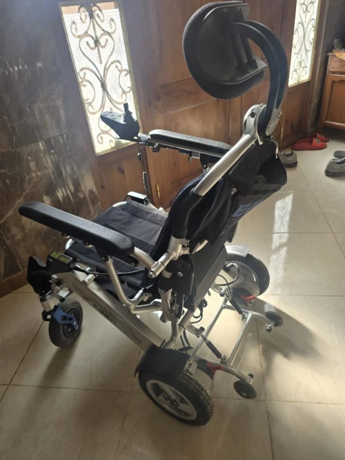 Fauteuil roulant électrique pliable ergo