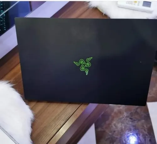 Razer Balade 15