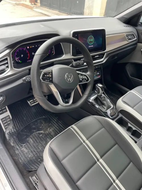Volkswagen T-Roc 2025 R-Line 