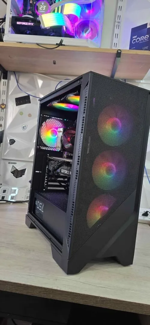 PC GAMER 