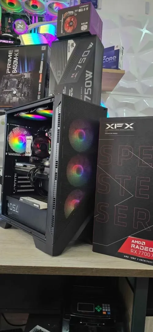 PC GAMER 