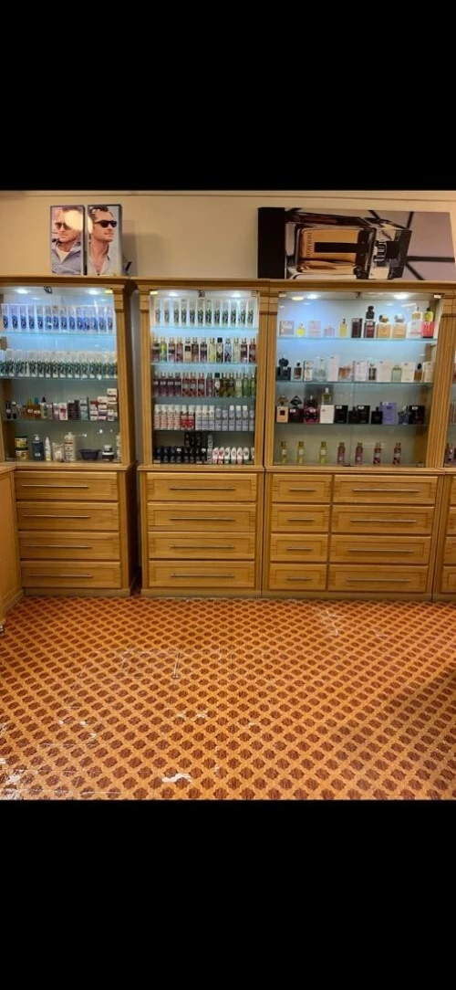 Des armoires de parfum