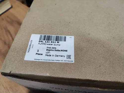 Pompe à Eau Avec Fiche VAG Original Quality Golf 7 Leon Octavia Q3 Q5 A3 Tiguan PASSAT 04L