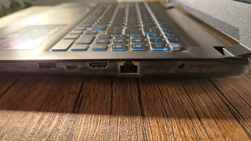  MSI cyborg 15 A12V
