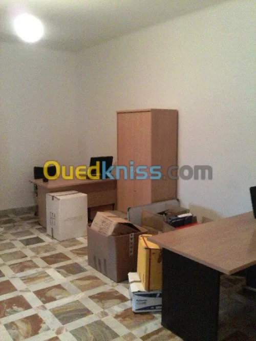 DEMENAGEMENT/ TRANSPORT /MANUTENTION