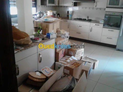 DEMENAGEMENT/ TRANSPORT /MANUTENTION