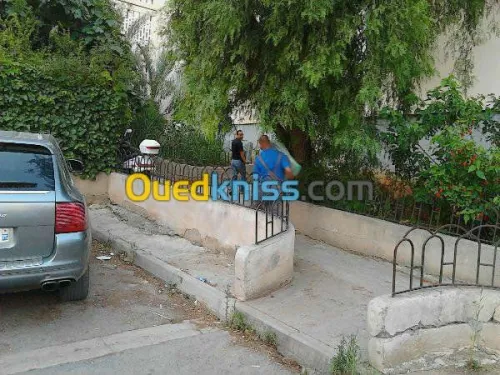 DEMENAGEMENT/ TRANSPORT /MANUTENTION