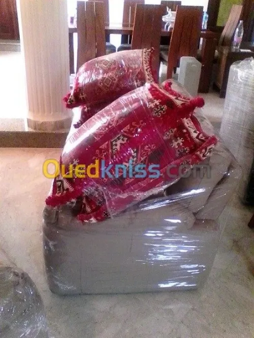 مؤسسة نقل و ترحيل الاثاث/DÉMÉNAGEMENT&