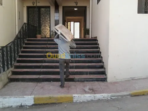 \ DÉMÉNAGEMENT TRANSPORT& MANUTENTION