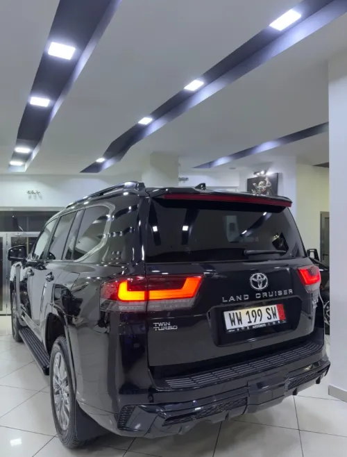 Toyota LANDCRUISER VXR 🇯🇵 2025 3.5 V6 409cv 7PLACES FULLLL