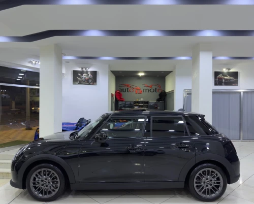 Mini Cooper 2025 1.5 ESS 156cv FULLLLL