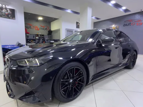 BMW M5 BALCK - CARBON 2026 4.4 V8 727cv FULLLL