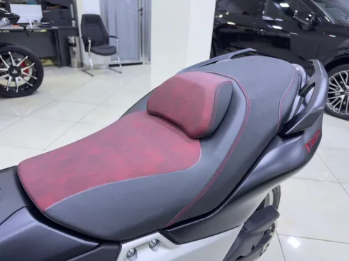 YAMAHA TMAX 560 ANNIVERSARY ( SAFI ) 2026