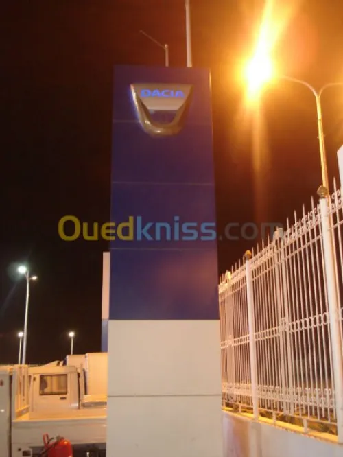 Enseignes lumineuses
