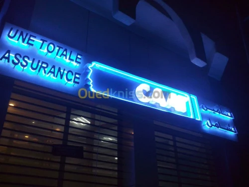 Enseignes lumineuses