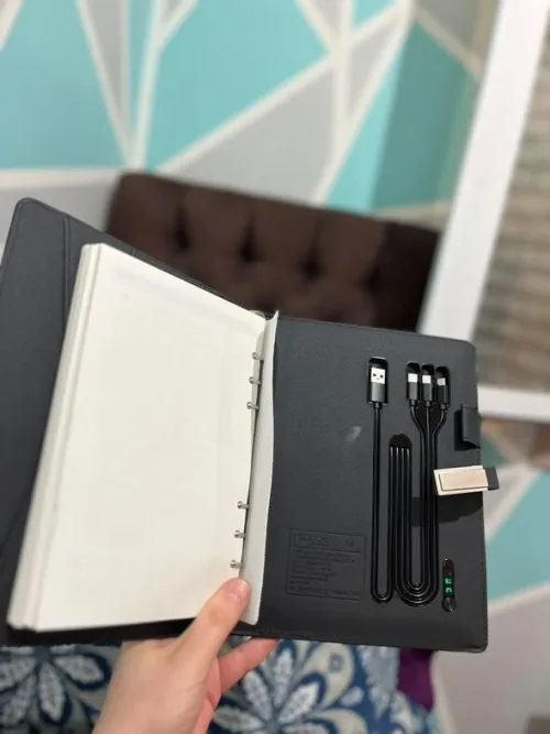 Assortiment de livre de note avec adaptateur tout types Haut qualité,stylo et poche a cartes !!