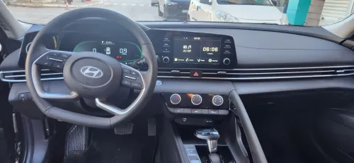 Hyundai ELANTRA 2025 FULL OPTION