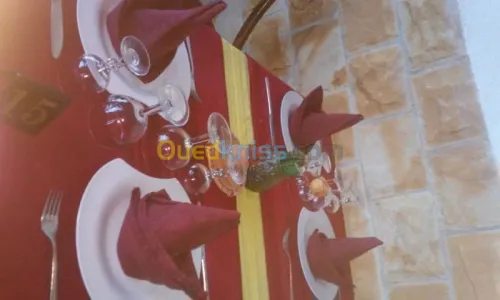 RESTAURANT & TRAITEUR