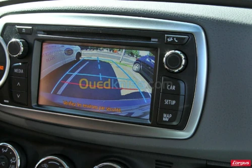 mise a jour camera de recul clio 4