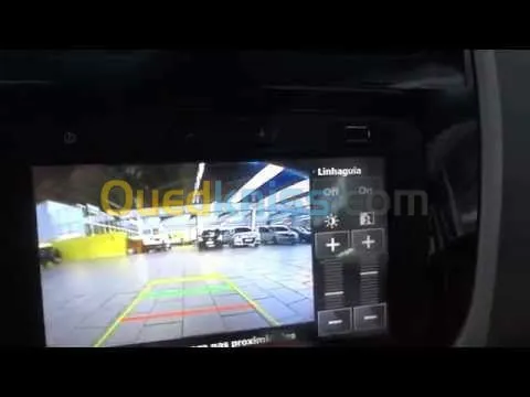 mise a jour camera de recul clio 4