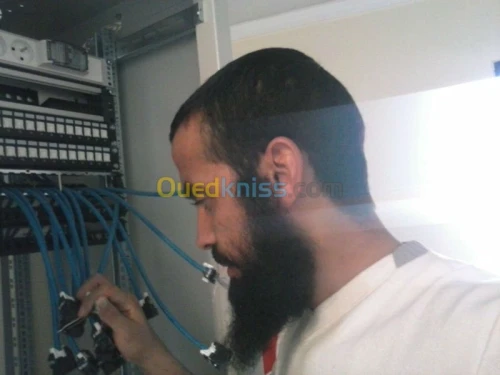 INSTALLATION RESEAUX INFORM & STANDARD