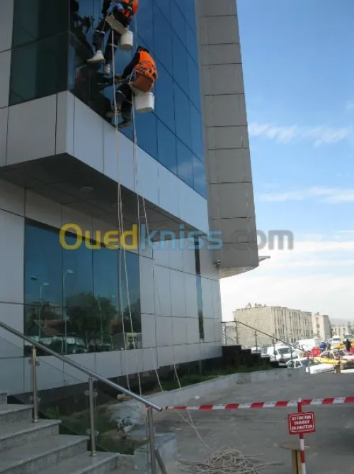 Nettoyage en hauteur  Cordistes 