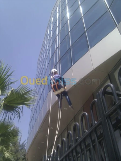 Nettoyage en hauteur  Cordistes 