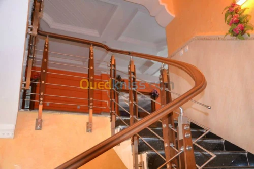 Cuisine/Dressing/Escaliers/Garde Corps