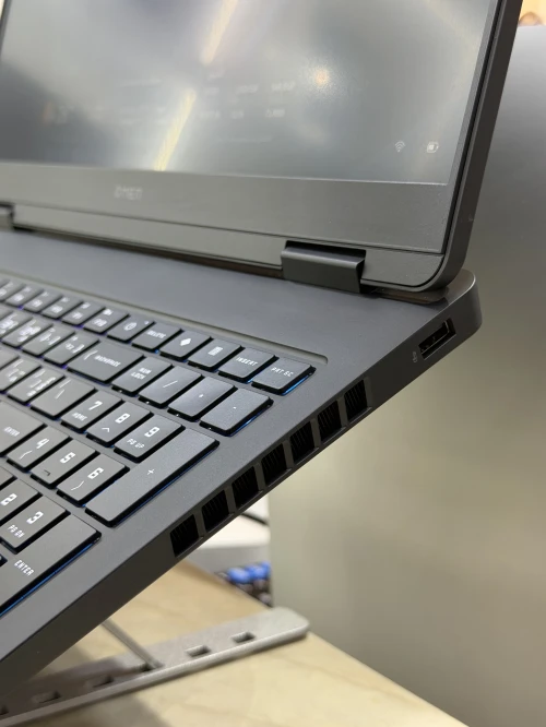 HP OMEN 16 PRO R9-8940HX 14EM GEN / 16GO DDR5 / 1TB SSD NVME / NVIDIA RTX 5060 08GO GDDR7