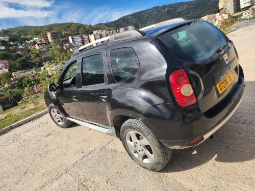 Dacia Duster 2011 