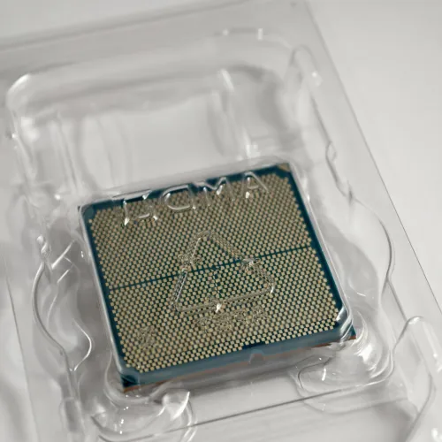 CPU RYZEN 5 8400F NEUF