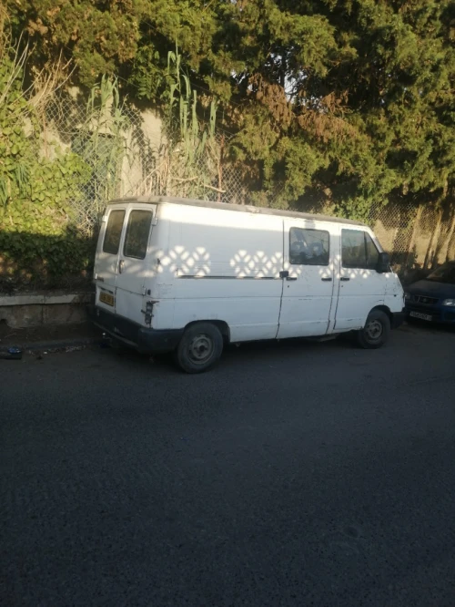Reneult Traffic 1998